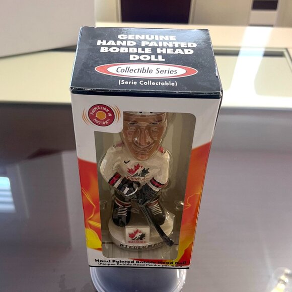 Scott Niedermayer Hand Painted Bobblehead by Animation In Motion Collectibles! - Picture 3 of 6